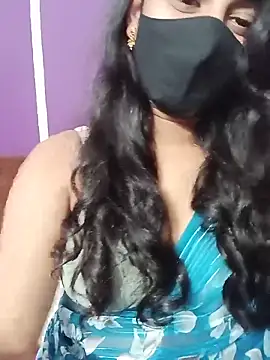Clara-Lilly live