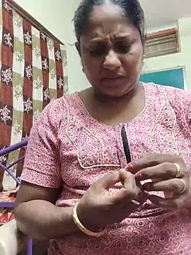 yamini1431 live
