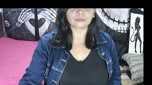 vivian-milf live
