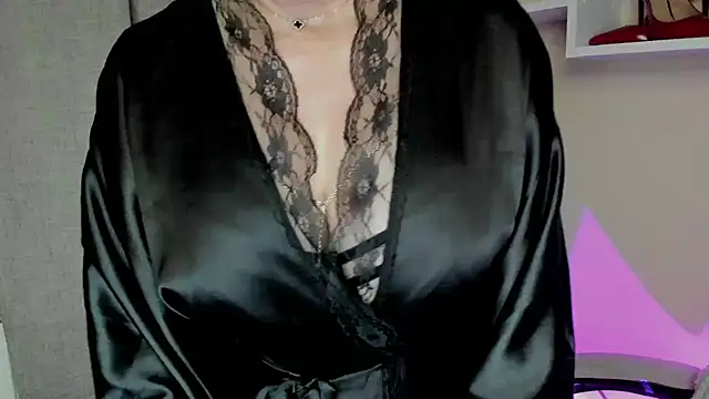 feliziaDesire live
