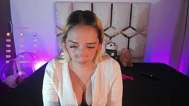 Amanda_klaire live