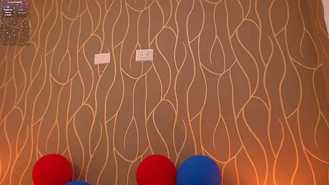 Victoria_Madore live