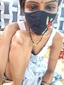 Marathi_Sayali live