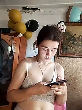 ToryTayler live