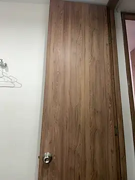 Isa_squirt1 live