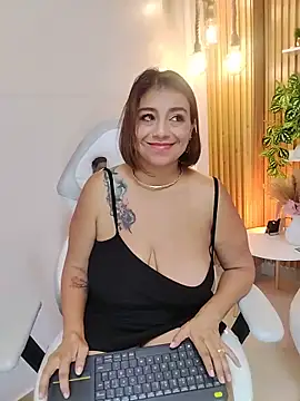 MrsFoucher live