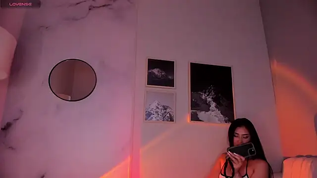lara_madisson live