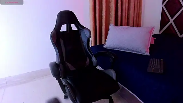 Ithan_Hott live