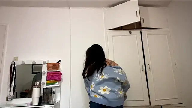 CathleenLaurole live