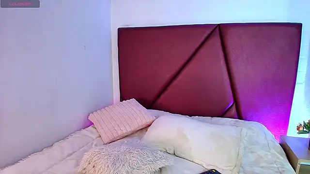 Lexi_Howard_ live