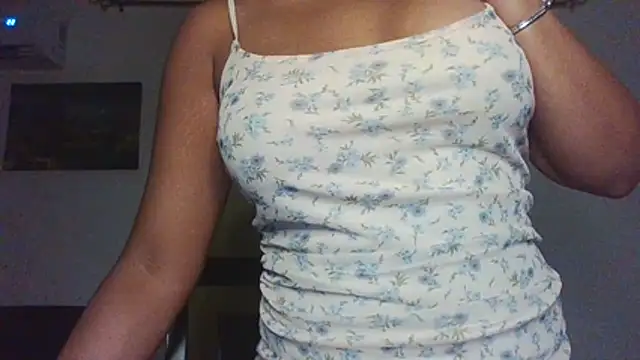thekelliecapri live