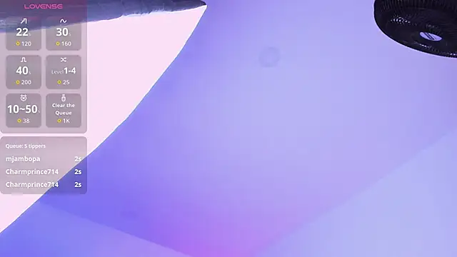 Giselle_Roldan live