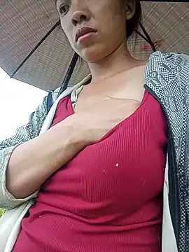 Andrea-688 live