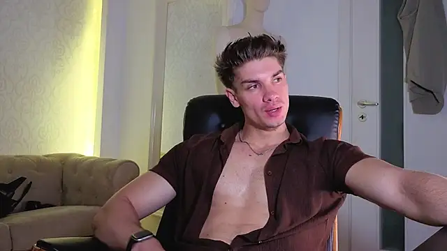 MaxKaiden live