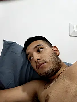 Thiago_Stone1 live