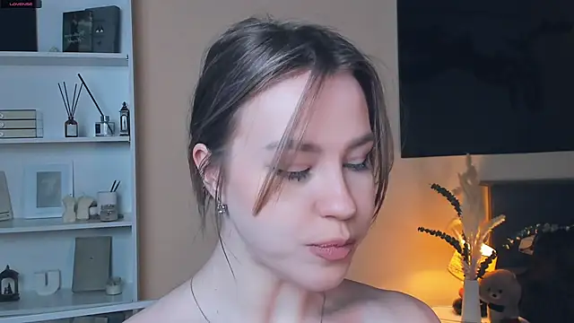 MaliaBourraine live