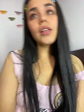 sophyy_white live