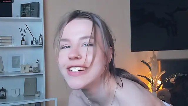 MaliaBourraine live