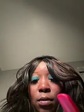 KateEverly live