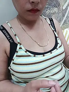 Pihu_Chopra live