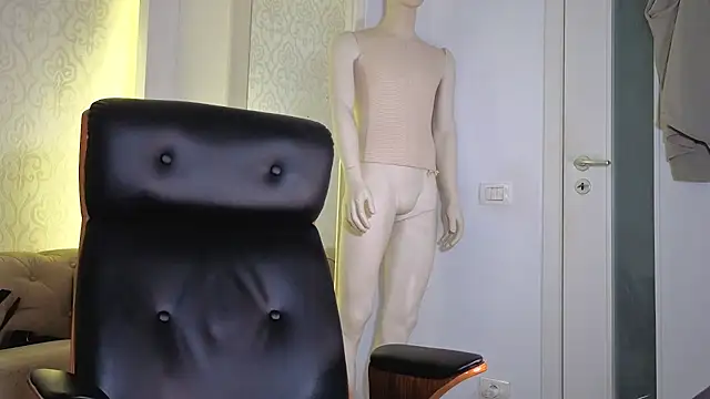 MaxKaiden live