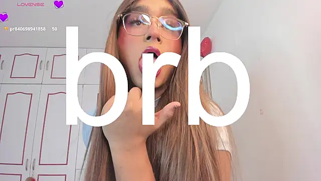 Karla_Dior7 live