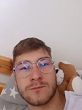 Max69690 live