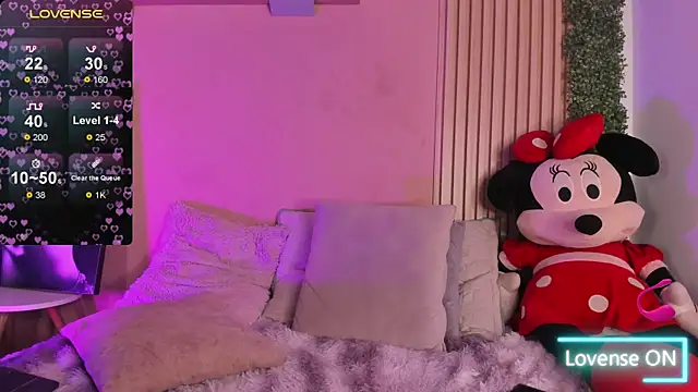 Winnie_cutee live
