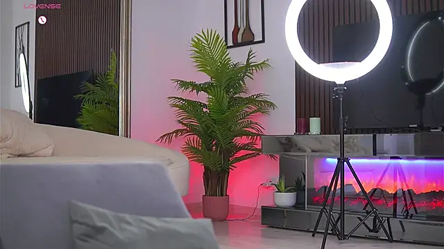 Abbela_White live