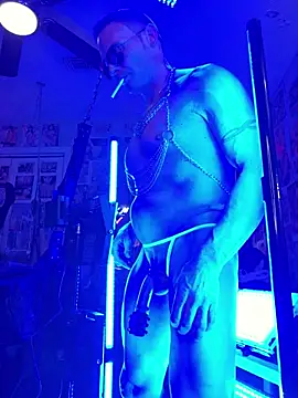luvs2cumm69 live