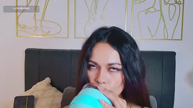 Lyra_Valtierra live