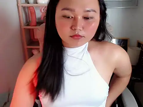 Eyes-on-me live
