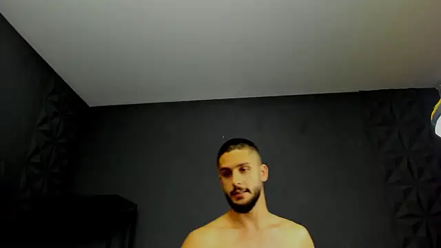 TroyWadee live