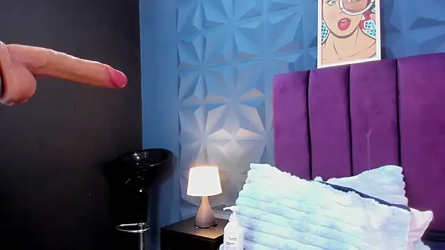 NicoleJonss live