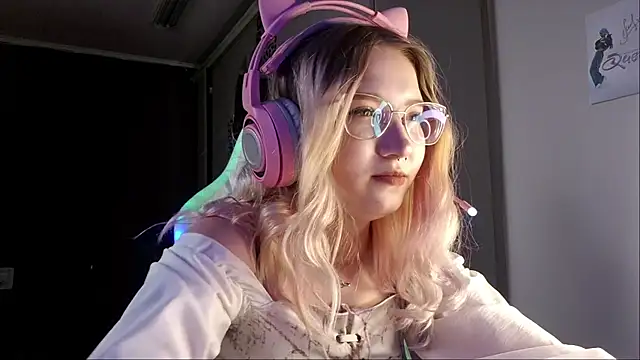 FunnyLila live