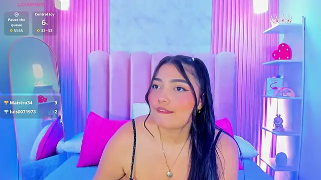 ArianaRougee live