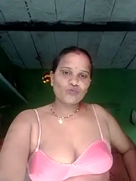 Shivani09900 live