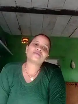 Shivani09900 live