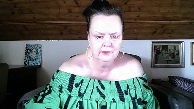 TiffanyMature live