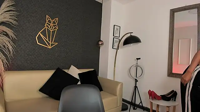 RACHEL_EV live