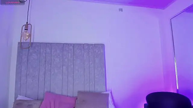 Lesly_Connorr live