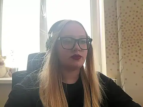 TashaDarm live