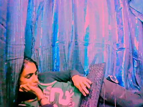 Alanadelray21 live