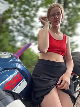 Bikergirl_97 live