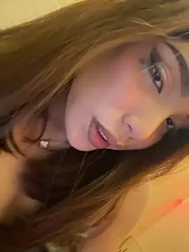 SideChick_Bunny live
