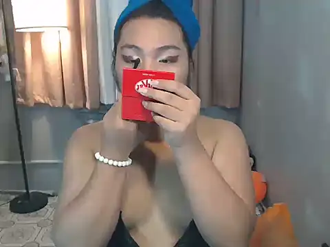 TSbrianaHugeCock live