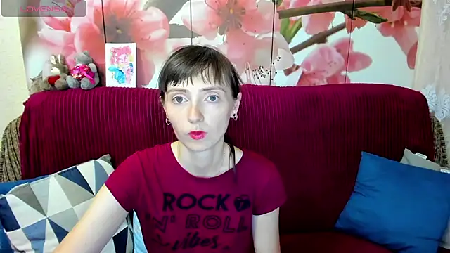TayanaJons live