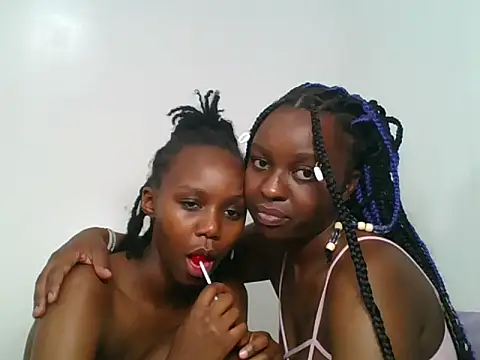 Sarafina_babes live