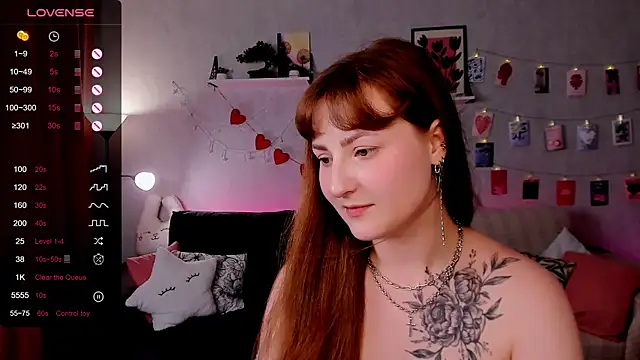 velvet_cherry_ live