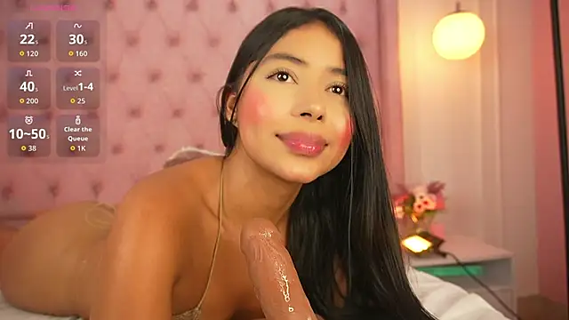 Lia_Velez_ live